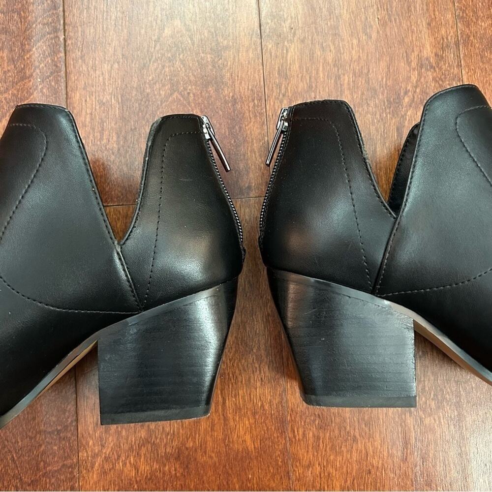 Vince Camuto Doralli Women's Vegan Black Pointed Toe Western Ankle Boots Size 7 - Picture 9 of 16